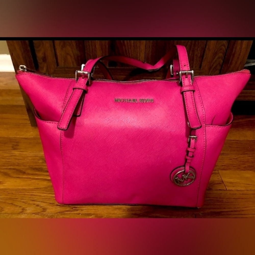 Michael Kors Charlotte Large Hot Pink Fuchsia Tote Bag Jet Set Purse Magenta - Picture 3 of 8